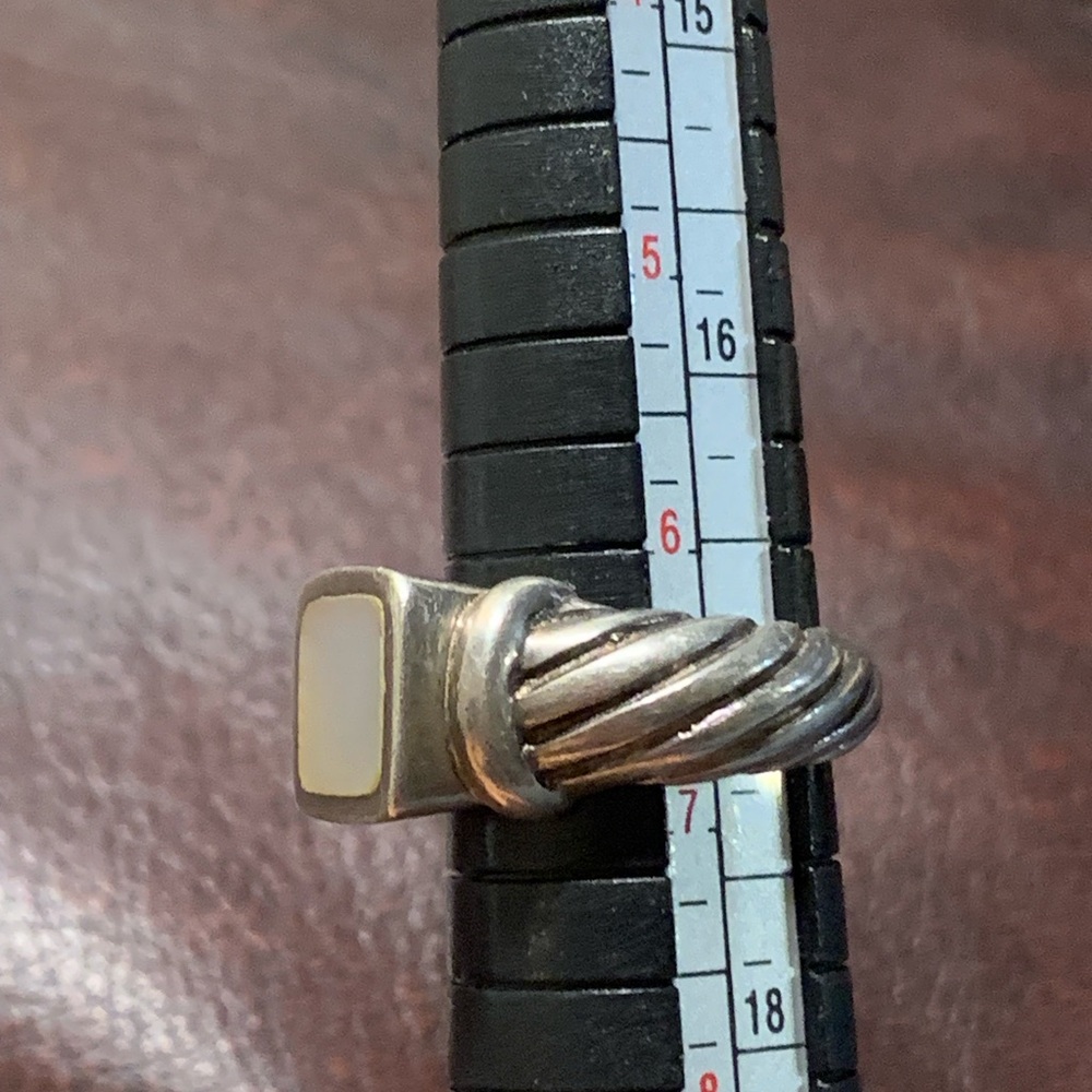 Heavy Sterling Mother of Pearl Ring - Picture 7 of 10